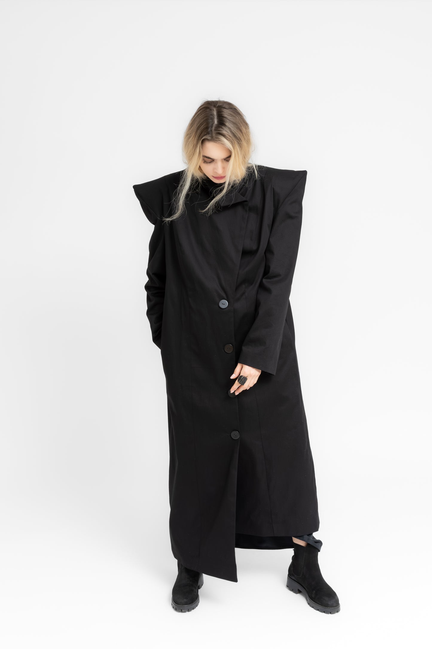 Monolith sharp power shoulders asymmetric long coat