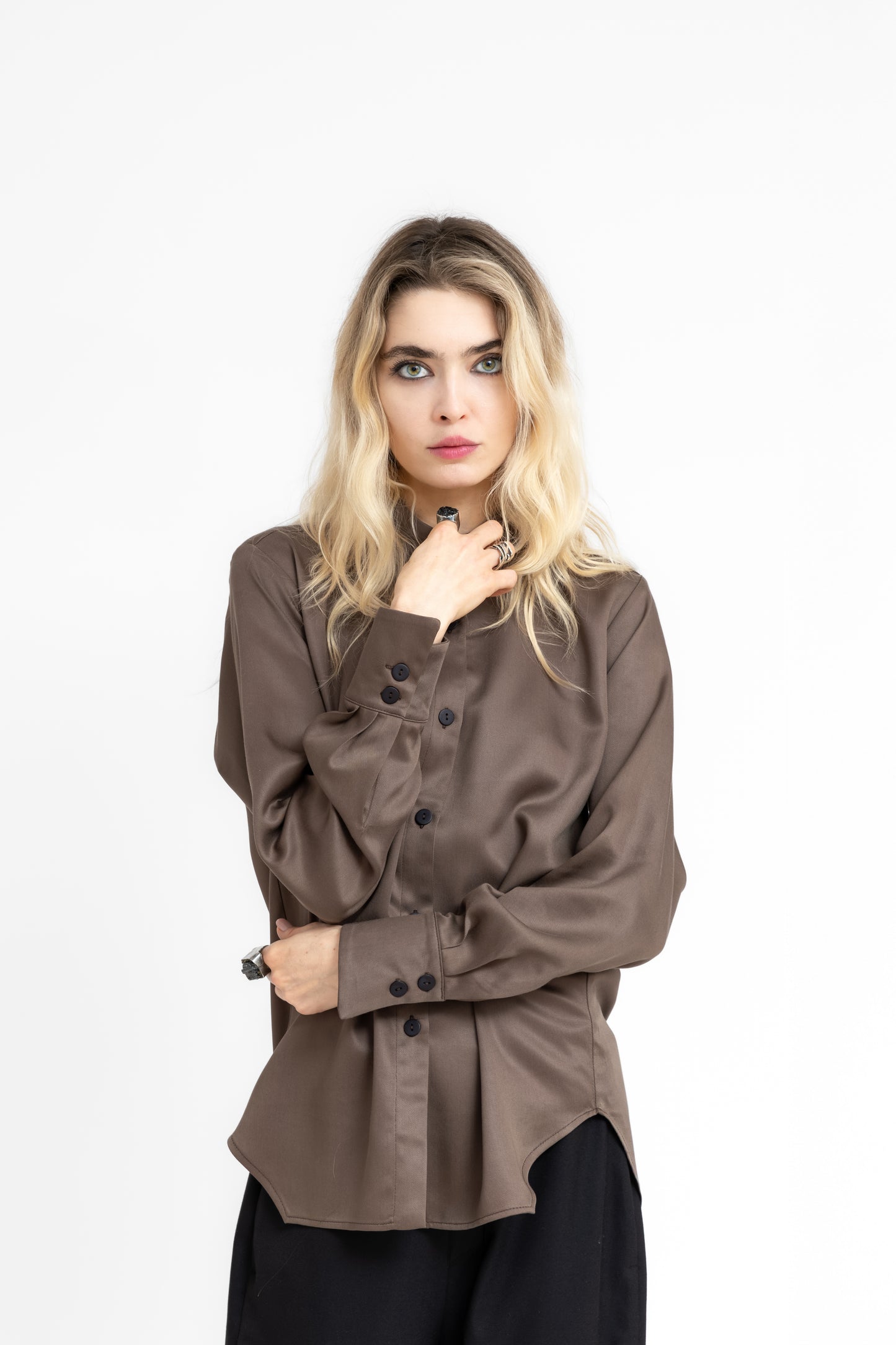 Ombra Geometric cuts buttons shirt