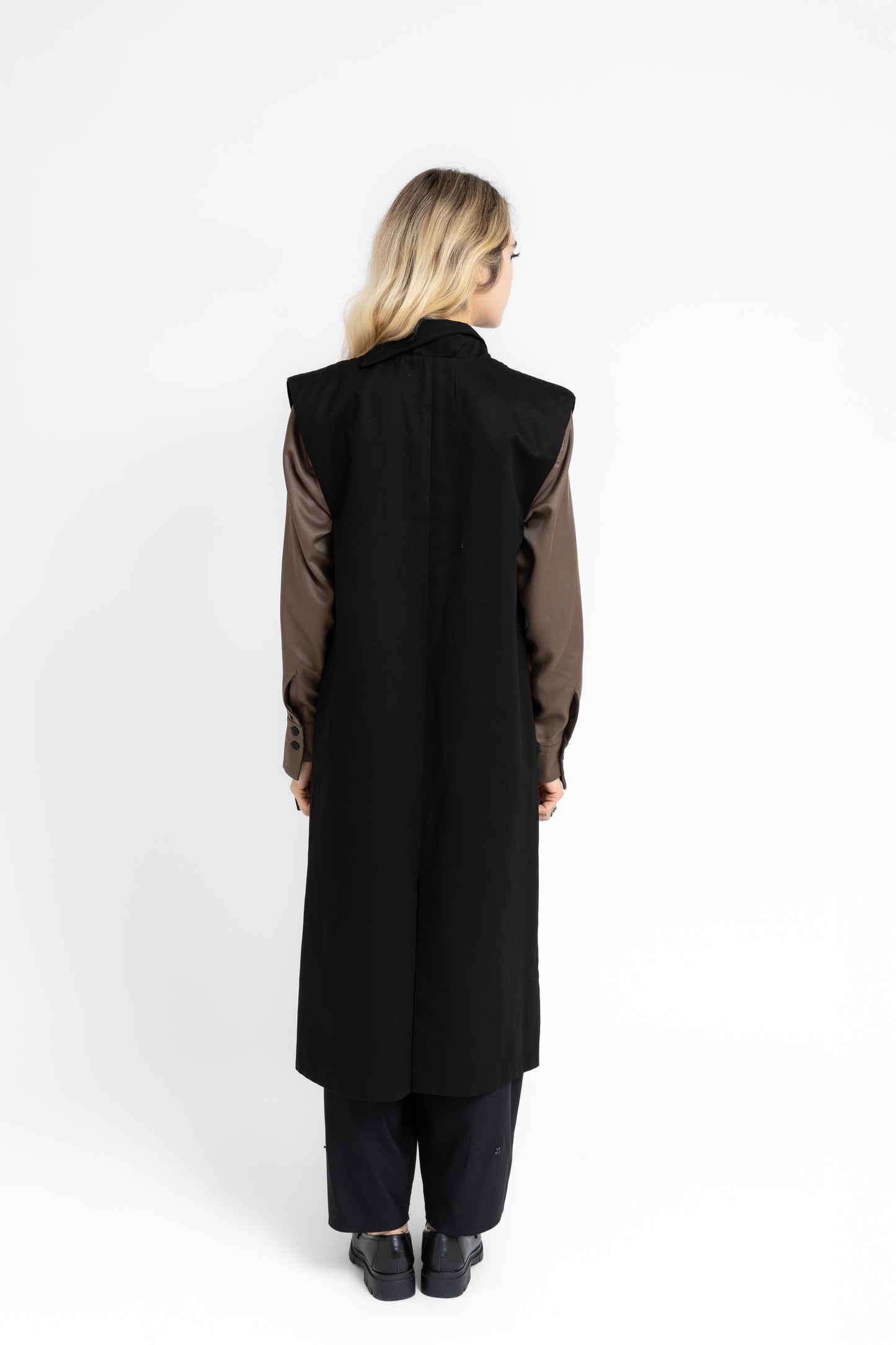 Steinfall structured asymetric cuts long vest