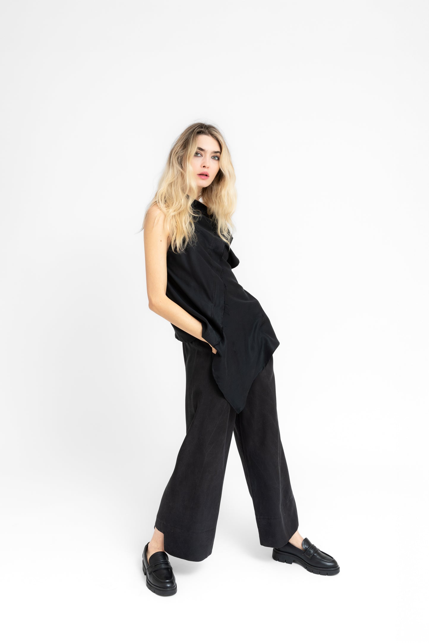 Square Space geometric square cuts cullottes style trousers