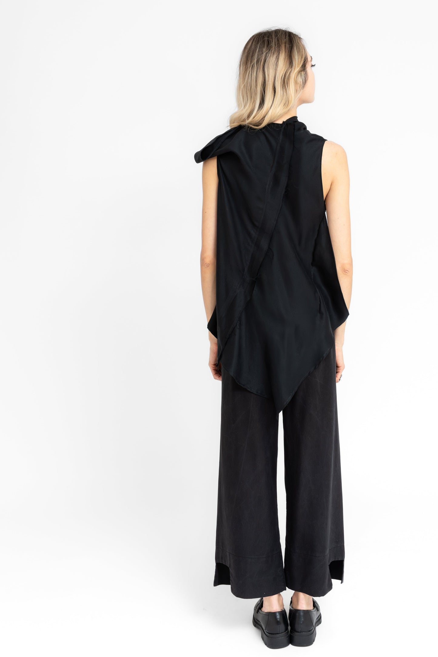 Square Space geometric square cuts cullottes style trousers