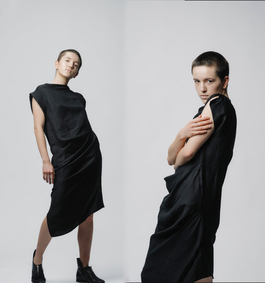 Sculptural draping linen dress with buttons closure on the shoulder