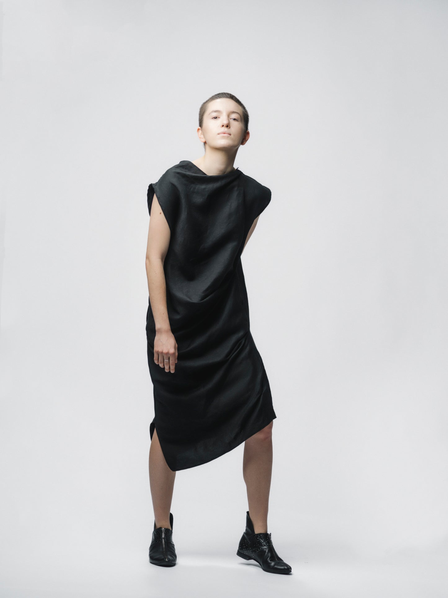 Sculptural draping linen dress with buttons closure on the shoulder